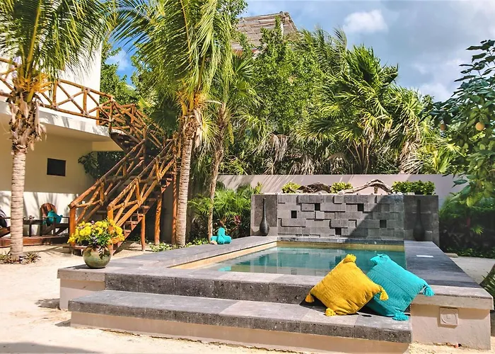 La Puerta Azul Beachfront - Adults Only