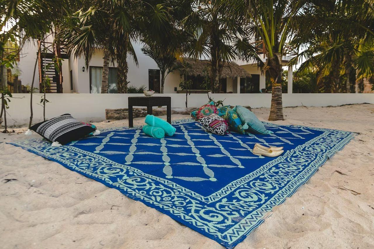 La Puerta Azul Beachfront - Adults Only 4* Holbox