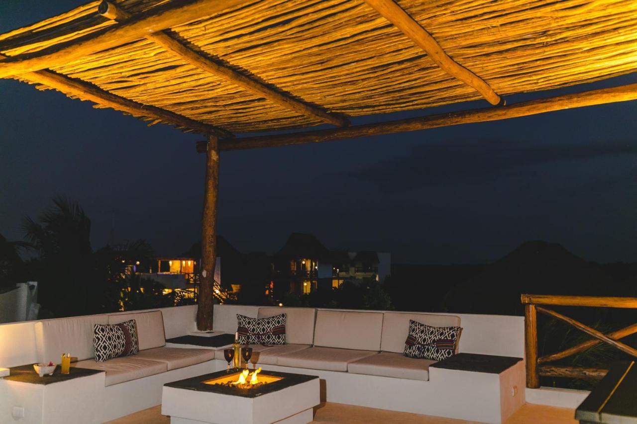 Hotel La Puerta Azul Beachfront - Adults Only 4*